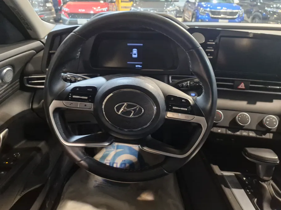 2024 Hyundai Elantra Comfort 