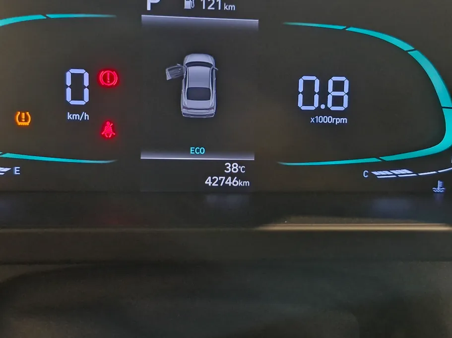 2024 Hyundai Elantra Comfort 