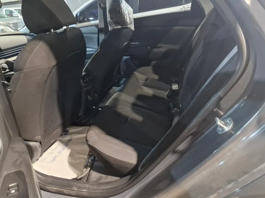 2024 Hyundai Elantra Comfort 