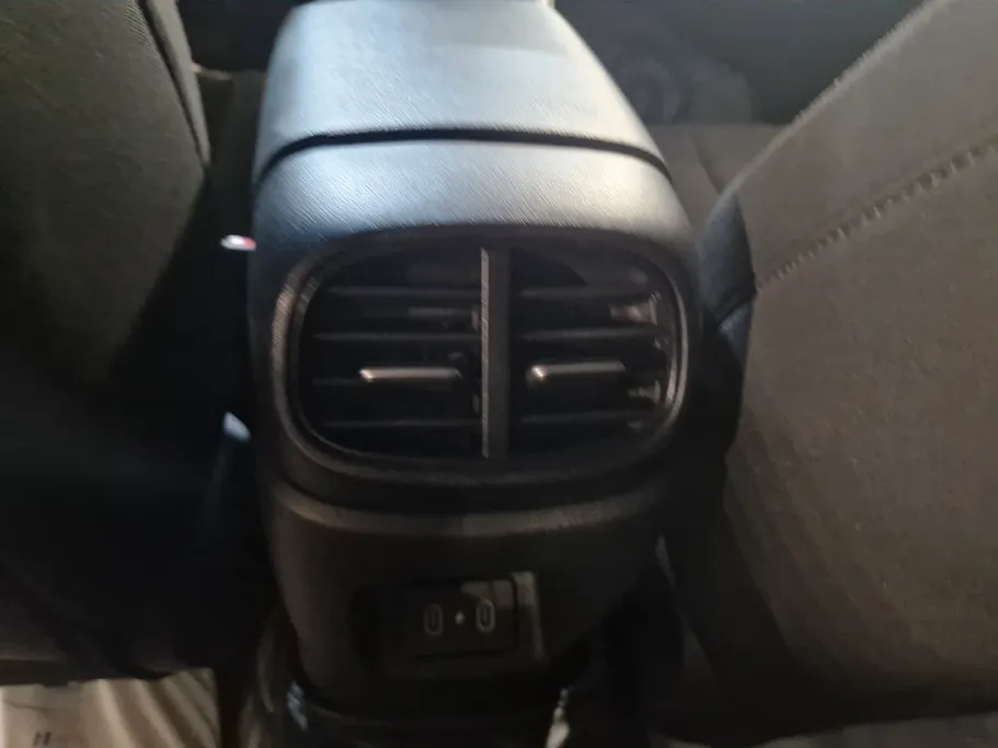 2024 Hyundai Elantra Comfort 