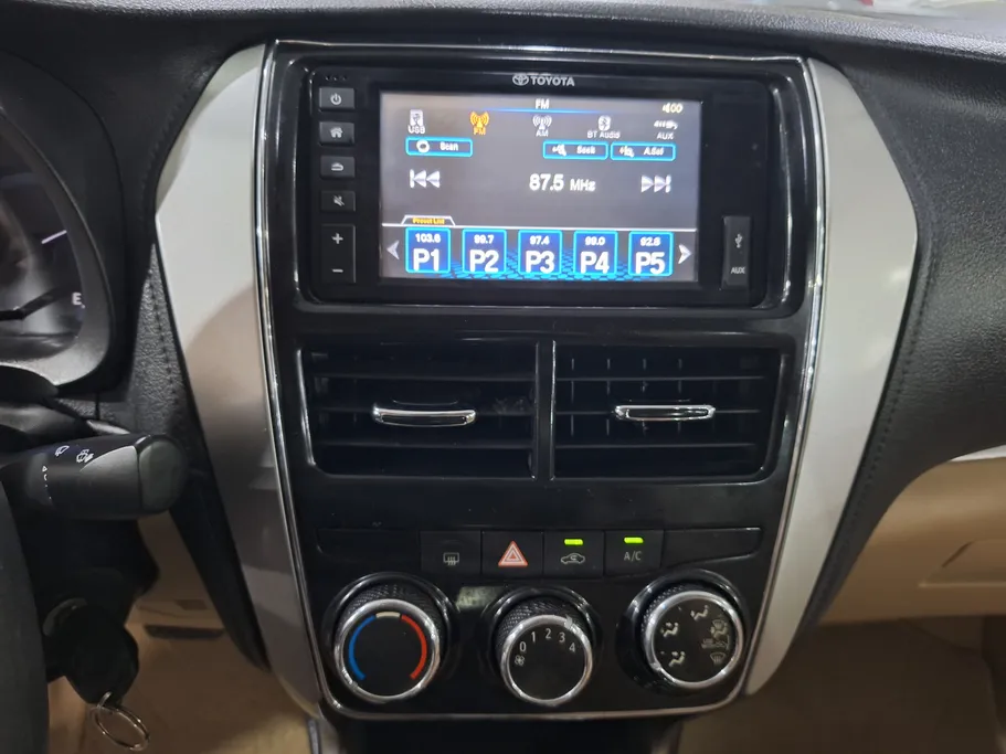 2020 Toyota Yaris  Y Plus 