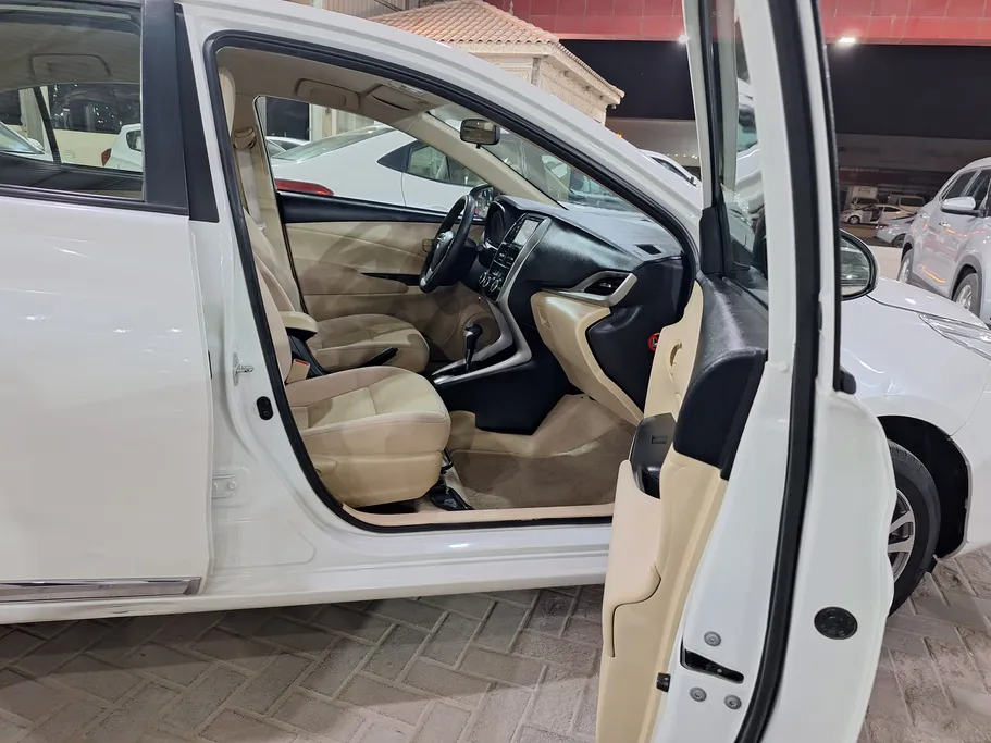 2020 Toyota Yaris  Y Plus 