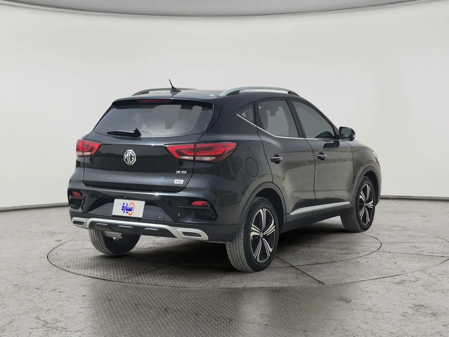 ام جي ZS LUX 2024 