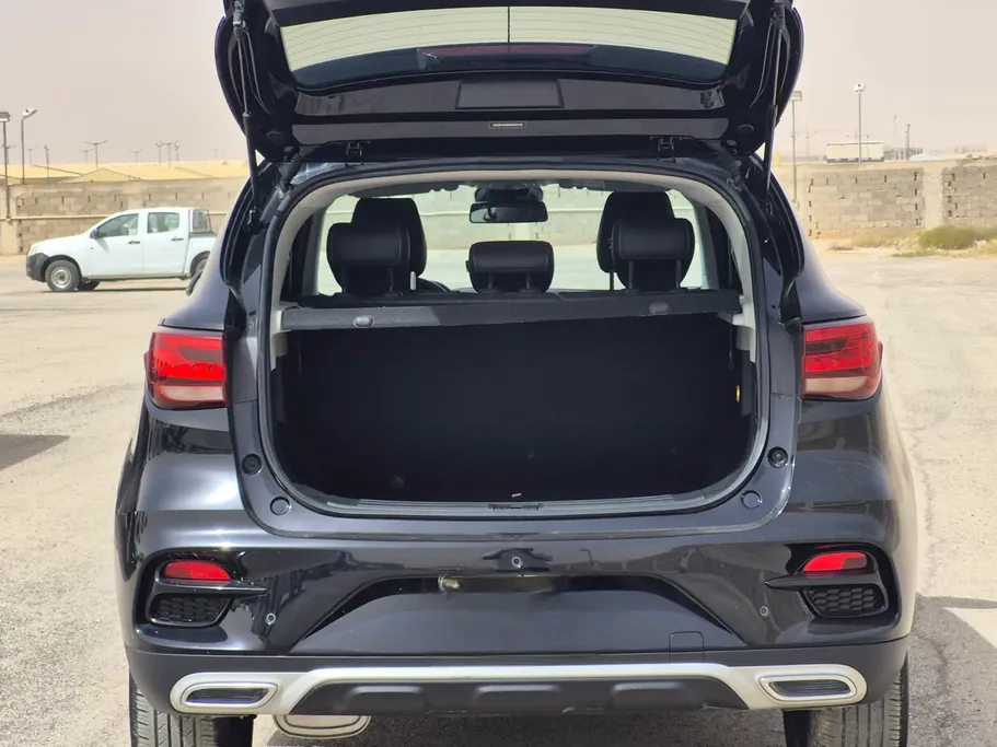 ام جي ZS LUX 2024 
