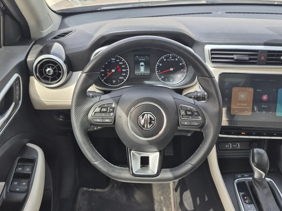ام جي ZS LUX 2024 