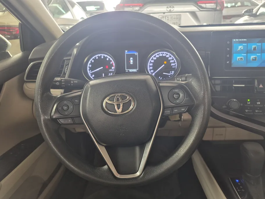 2023 Toyota Camry  LE 