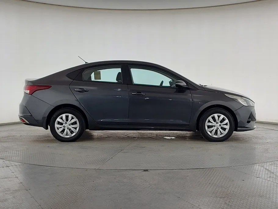 2021 Hyundai Accent Smart 