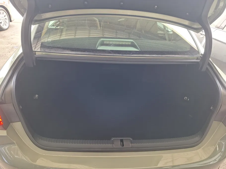 2023 Lexus ES 300 H 