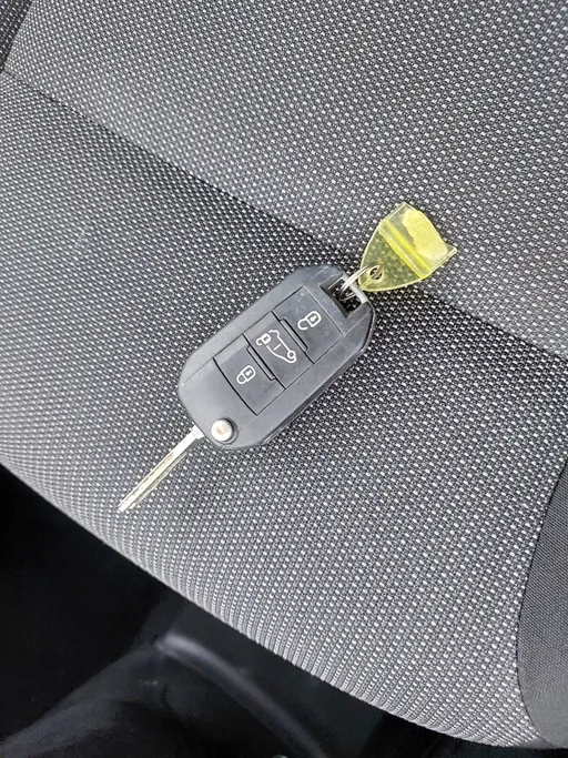 2021 بيجو Partner Short van 
