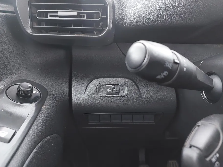 2021 بيجو Partner Short van 