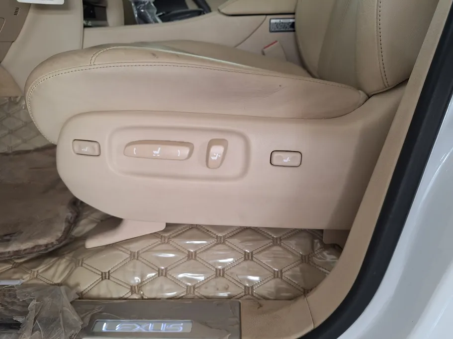 2021 Lexus LX 570 S 