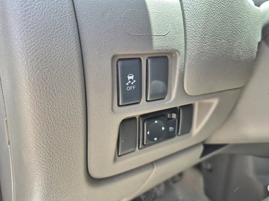 2023 Nissan Sunny SV Comfort 