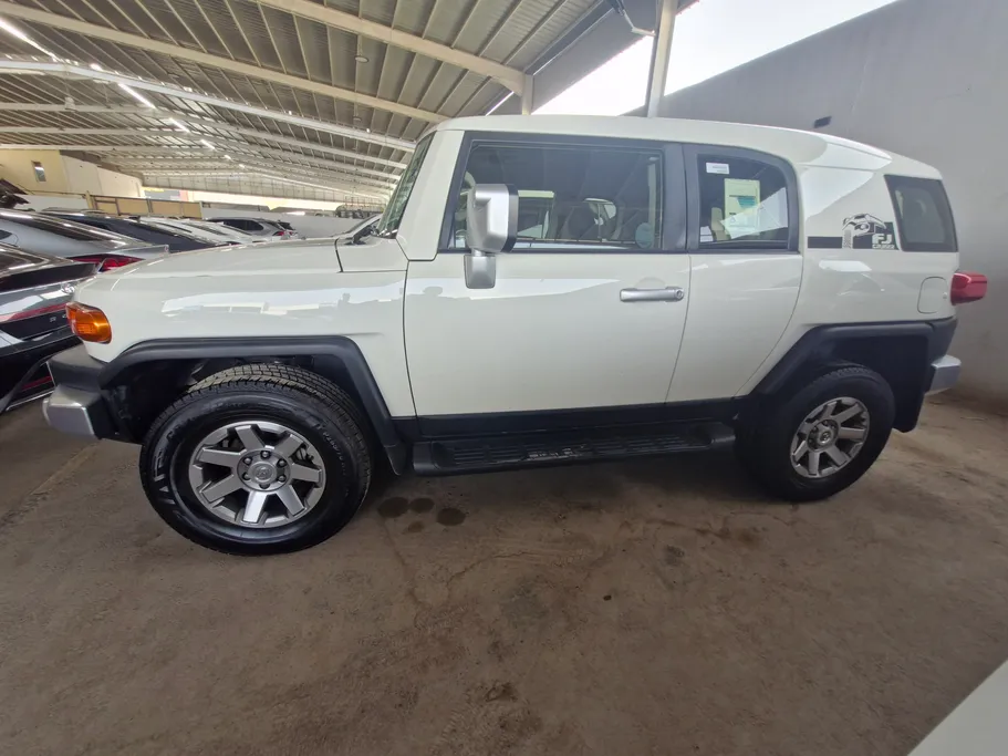 تويوتا اف جي FJ Cruiser 2022 