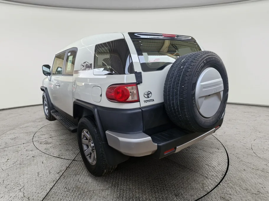 تويوتا اف جي FJ Cruiser 2022 