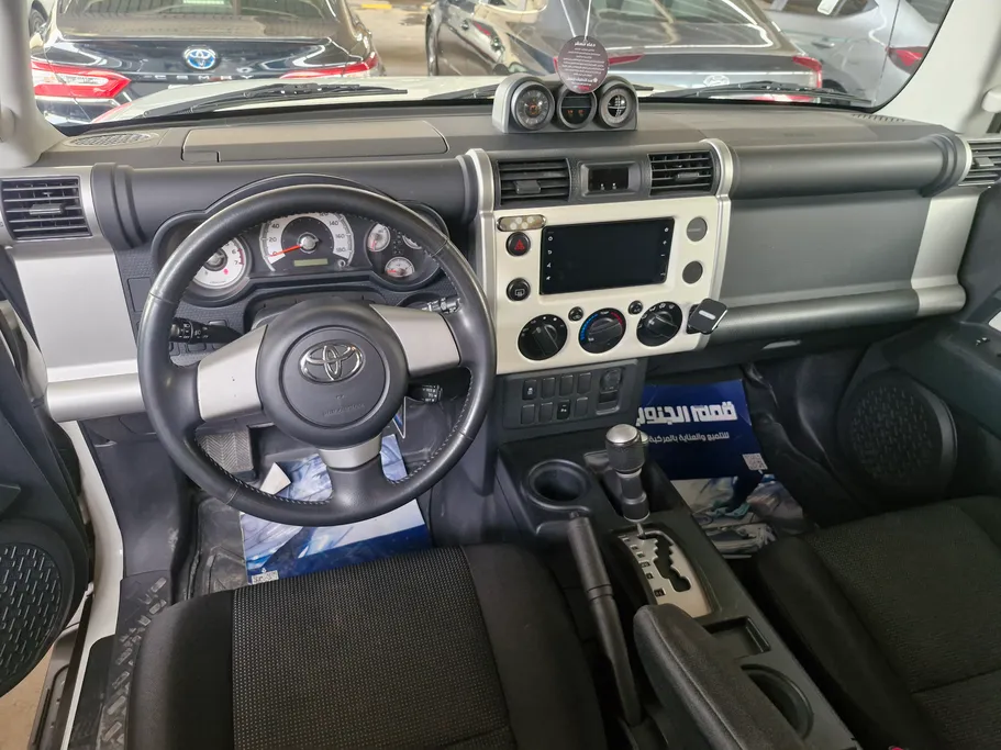 تويوتا اف جي FJ Cruiser 2022 
