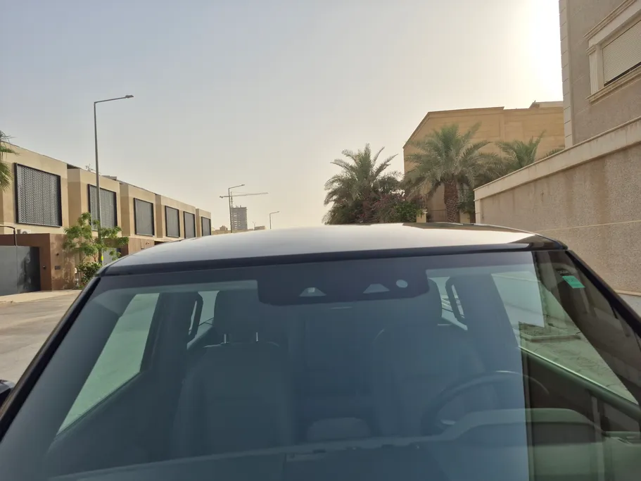 لاند روفر ديفندر P400 2023 