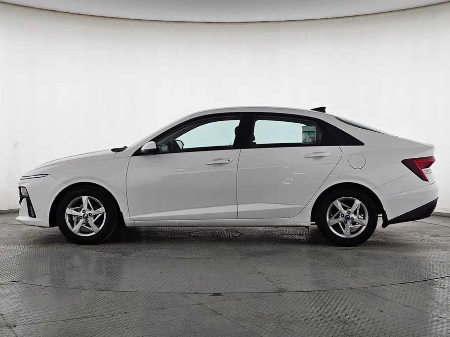 2024 Hyundai Accent Fleet 