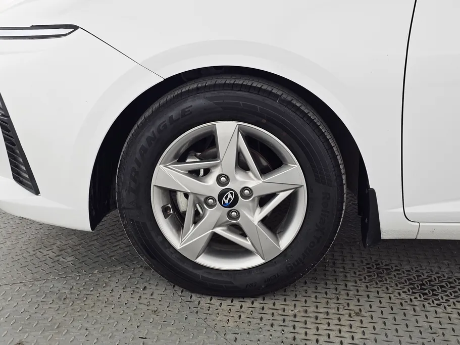 2024 Hyundai Accent Fleet 