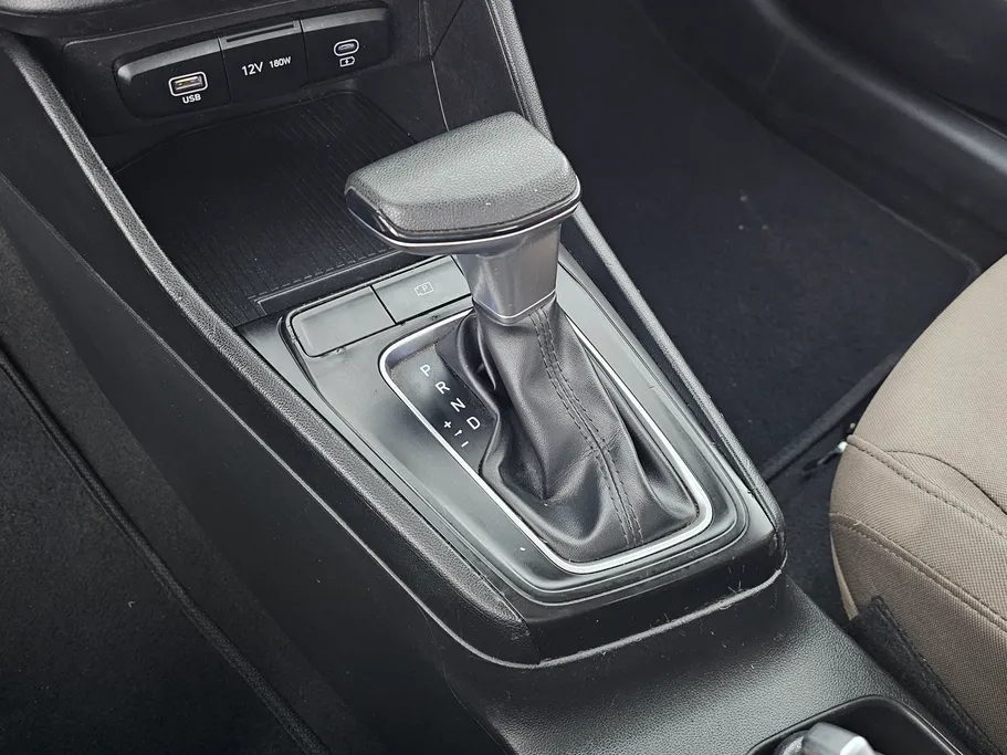 2024 Hyundai Accent Fleet 