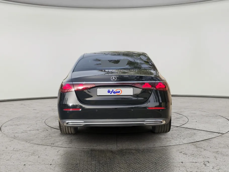 2025 Mercedes E 300 