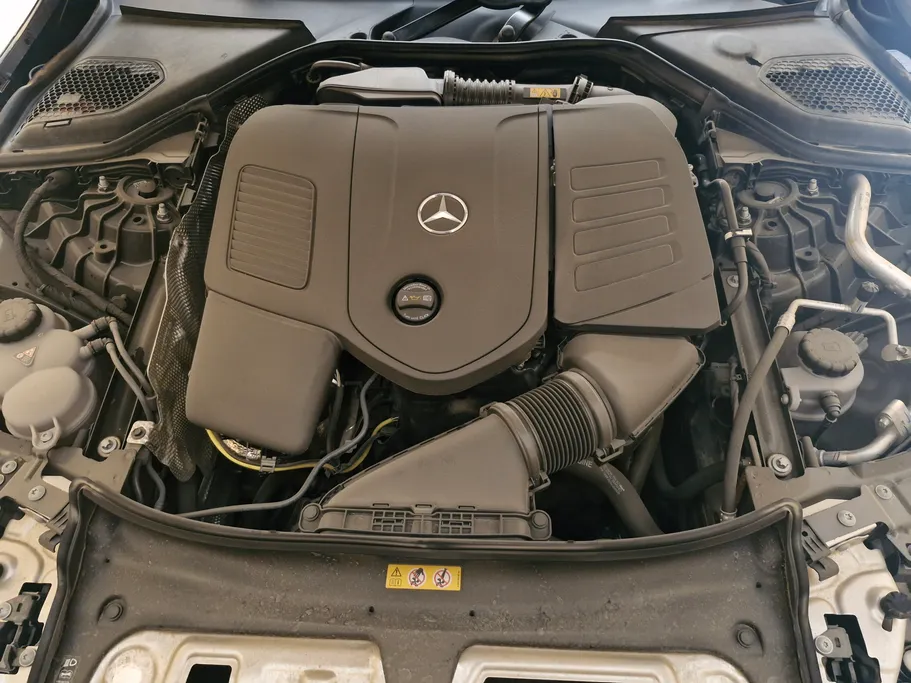 2025 Mercedes E 300 