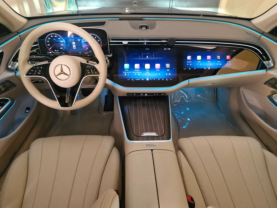 2025 Mercedes E 300 