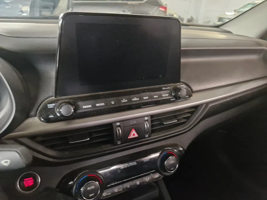 2021 Kia K3 LX 