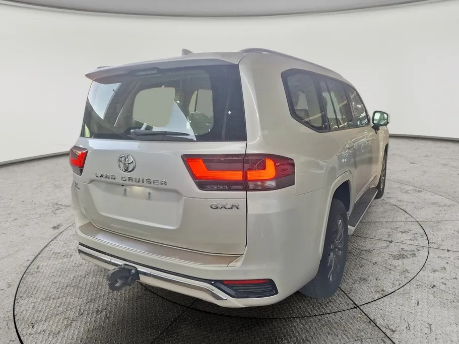 2025 Toyota Land Cruiser GXR5 