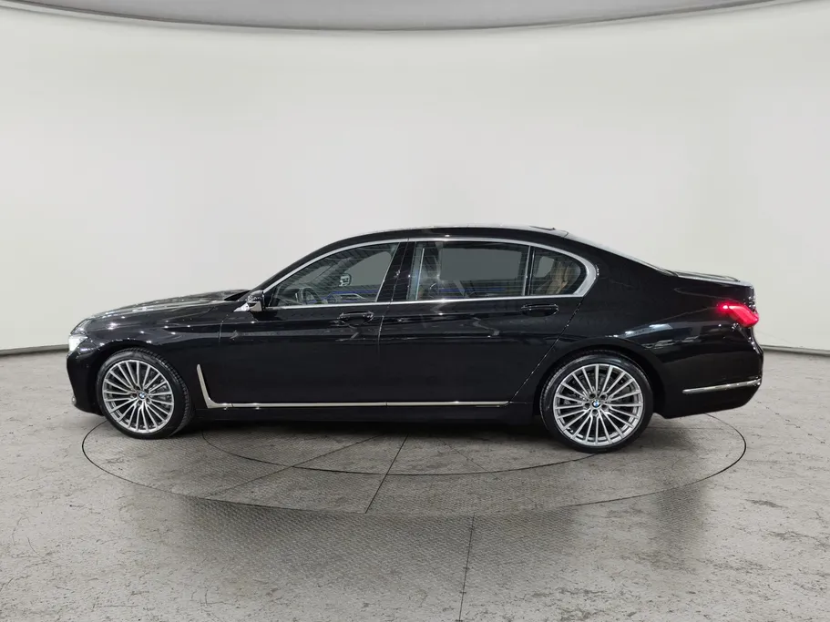 2022 BMW 7 Series 730Li 