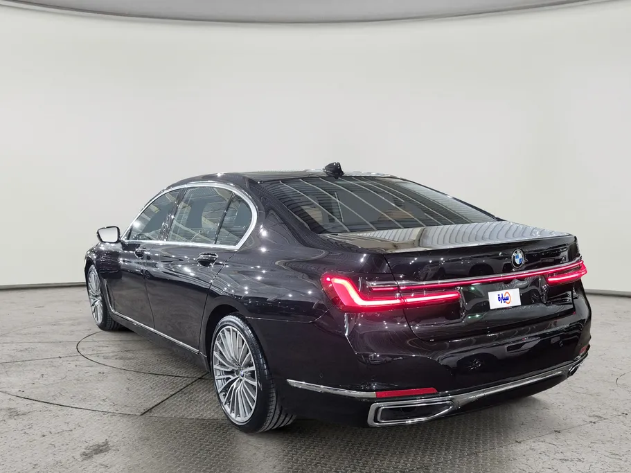 2022 BMW 7 Series 730Li 