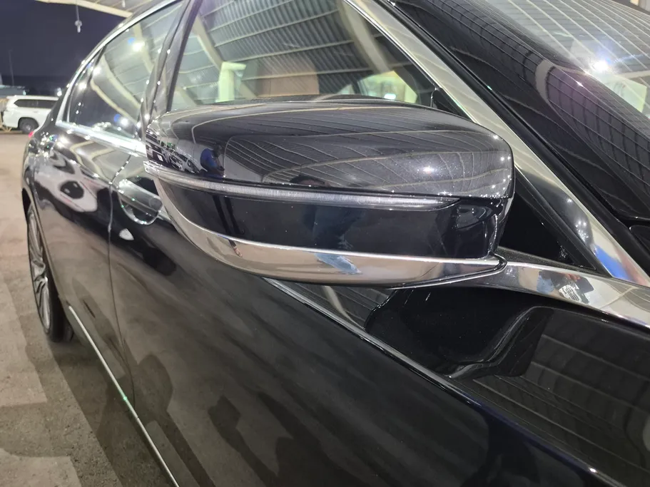 2022 BMW 7 Series 730Li 