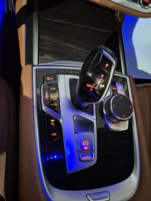 2022 BMW 7 Series 730Li 