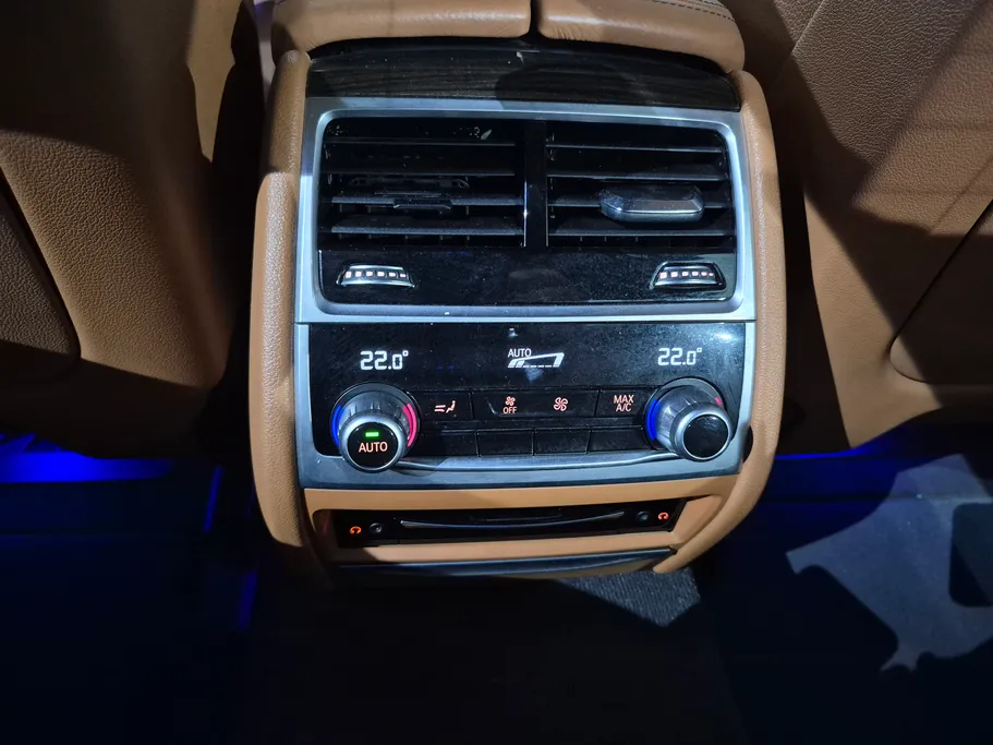 2022 BMW 7 Series 730Li 