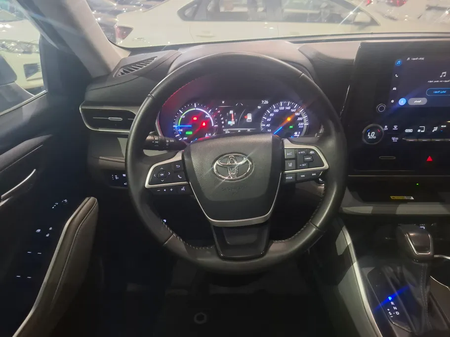 2023 Toyota Highlander GLE 