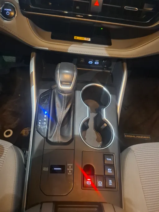 2023 Toyota Highlander GLE 