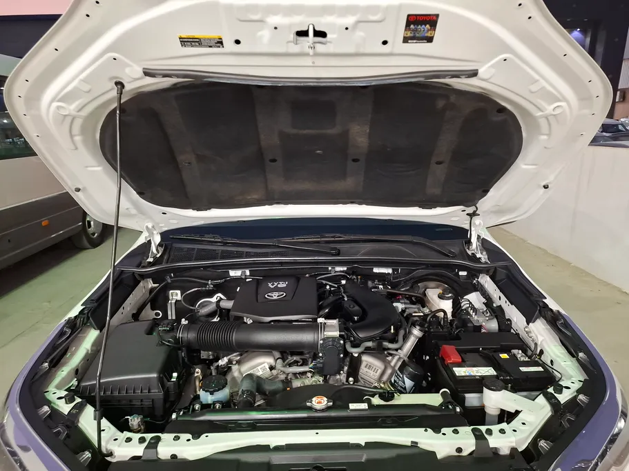 2023 Toyota Fortuner VX 