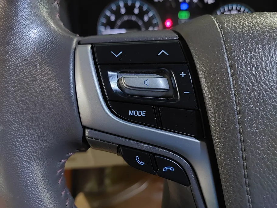 2018 Toyota Land Cruiser GXR 