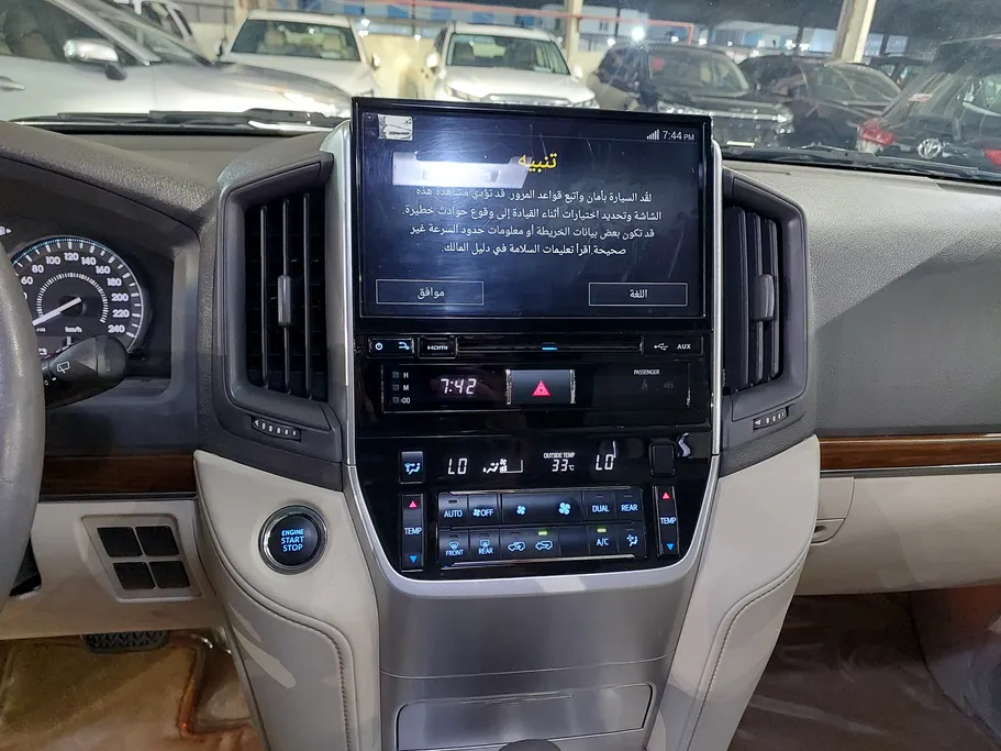 2018 Toyota Land Cruiser GXR 