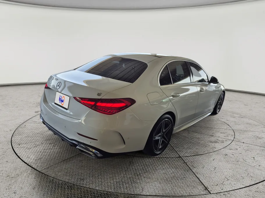 2023 Mercedes C 200 