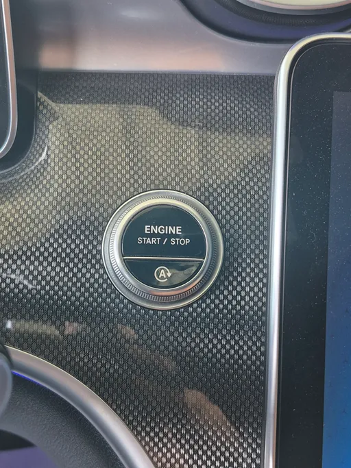 2023 Mercedes C 200 