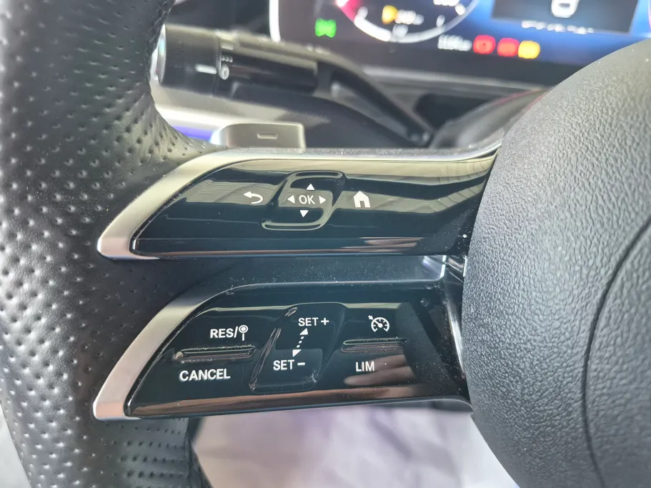 2023 Mercedes C 200 