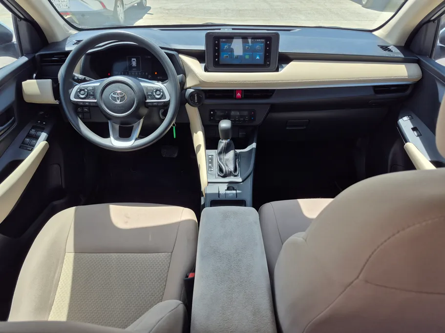 2024 Toyota Yaris  Y Plus 