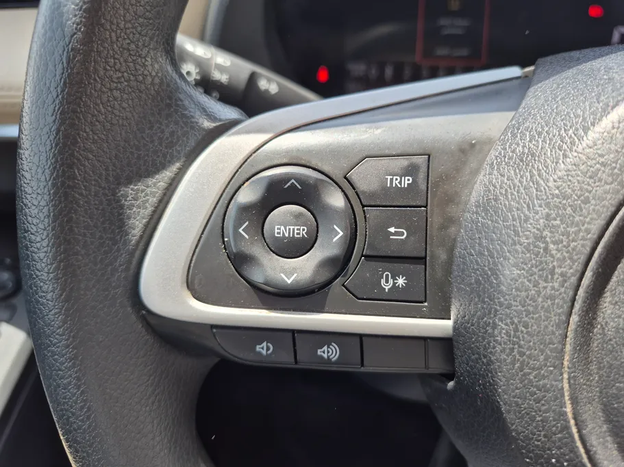 2024 Toyota Yaris  Y Plus 