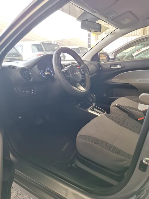 2023 Kia Pegas GL 