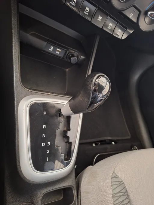 2023 Kia Pegas GL 