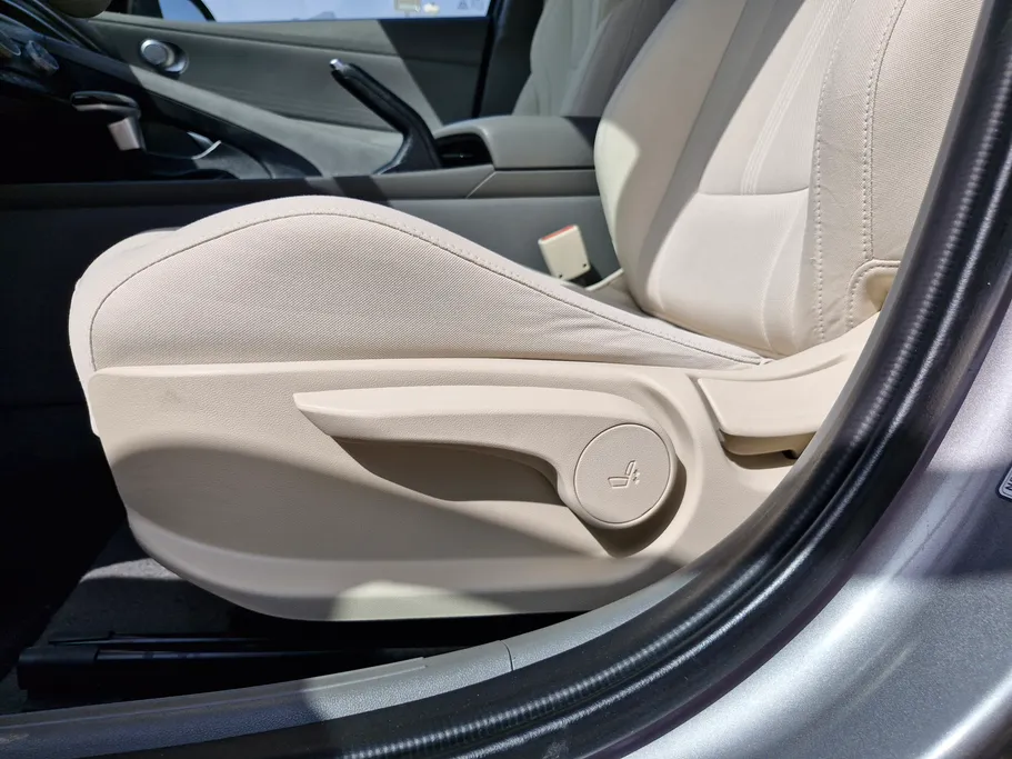 2024 Hyundai Elantra Fleet 
