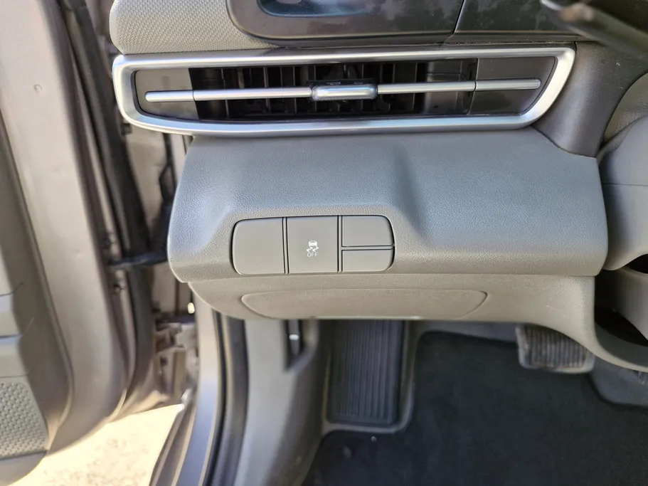 2024 Hyundai Elantra Fleet 