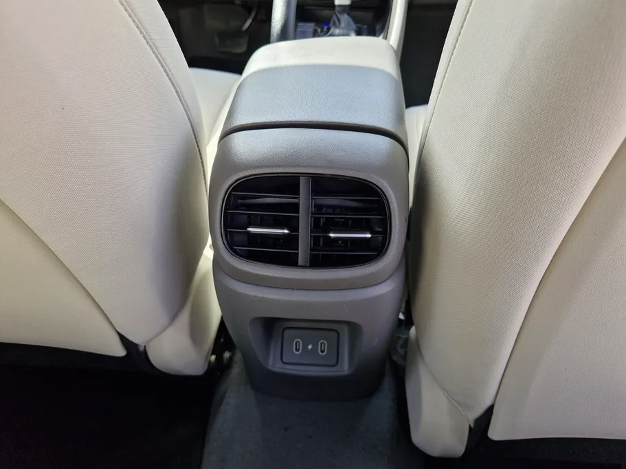 2024 Hyundai Elantra Fleet 