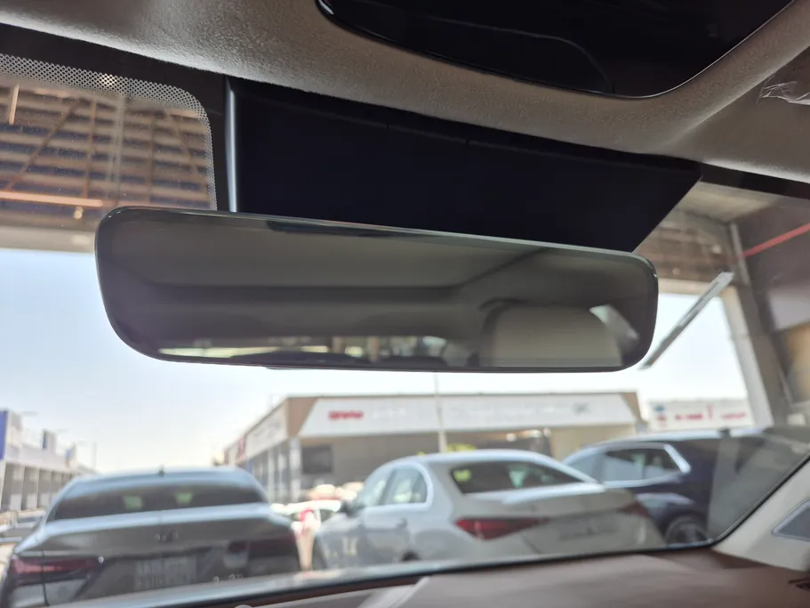 هيونداي ازيرا كاليجرافي 2025 