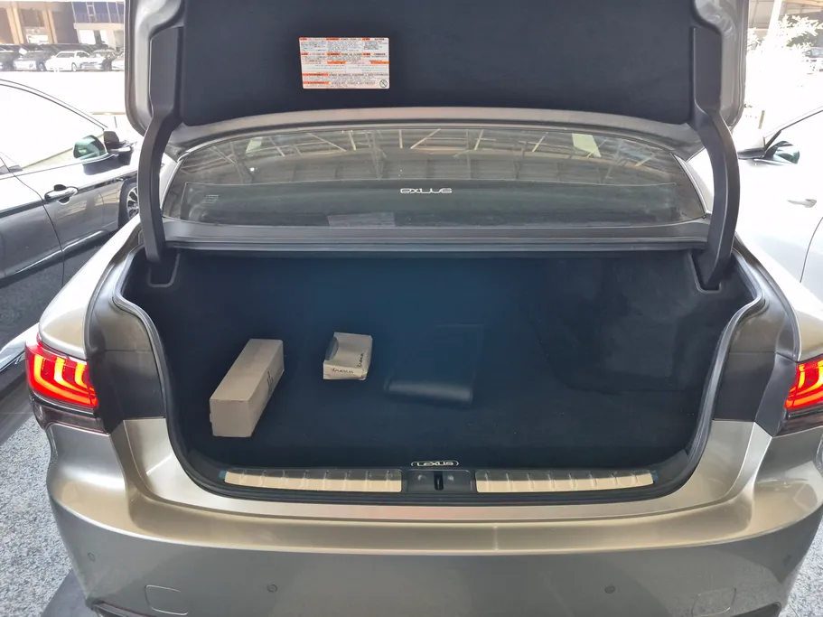 لكزس LS 350 AA Elegant 2023 